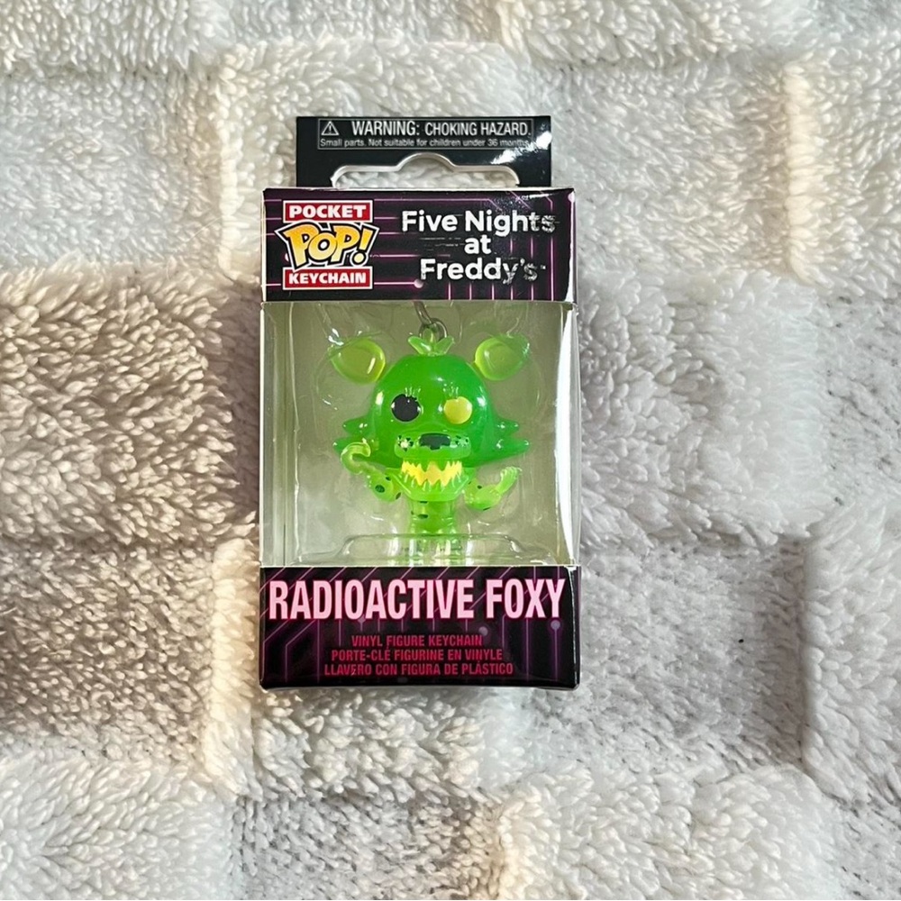 Funko Pocket Pop! Keychain: Radioactive Foxy - Vibrant Green